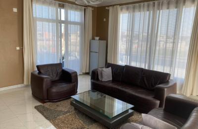 VENDE-SE: Moradia de Luxo T5 (Suítes) em Mapulene – Exclusividade e Espaço